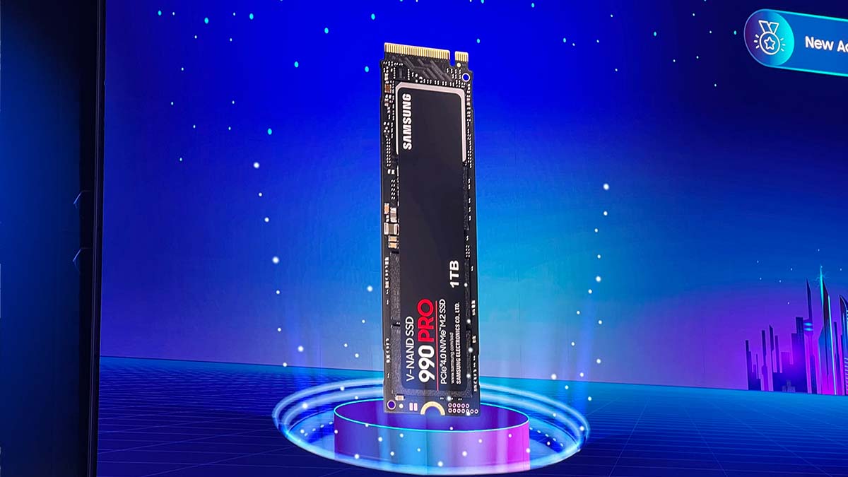 Samsung Unveils Top-End 990 PRO SSD as Addition to High-End