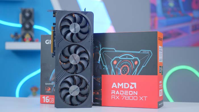 Gigabyte RX 7800 XT Gaming OC with Box Wide